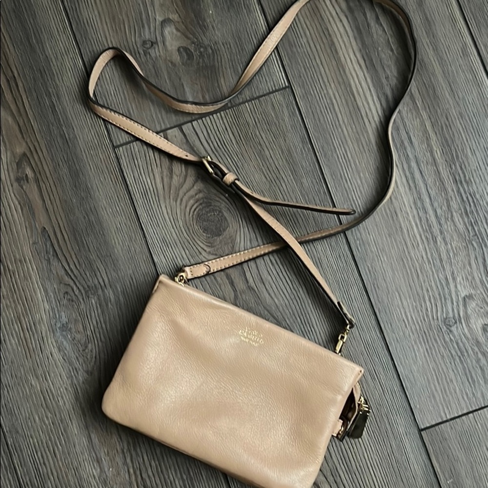 Nude/beige leather Vince Camuto cross body bag